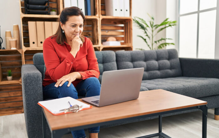 Is It Your Thyroid or Perimenopause? Understanding the Overlap in Midlife Women